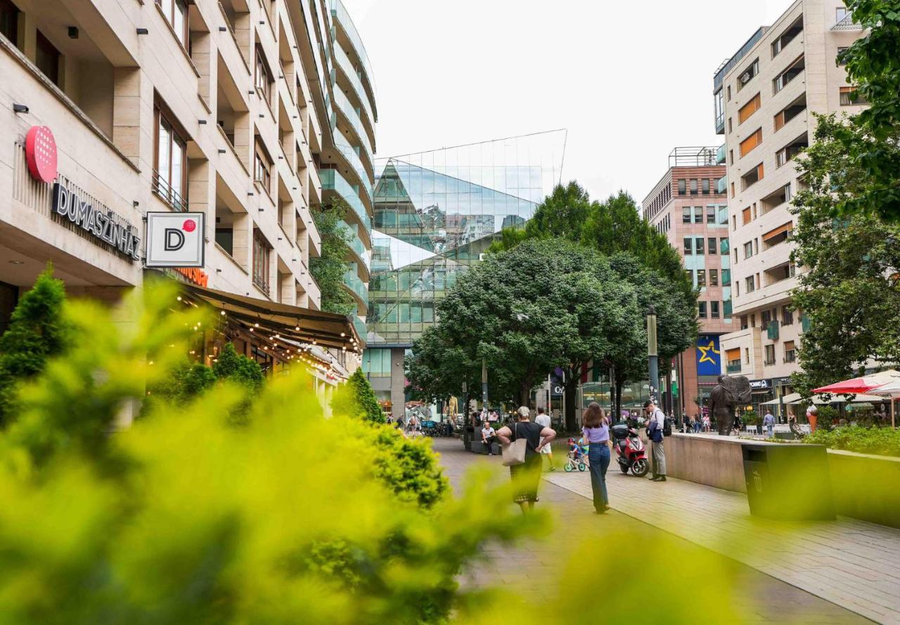 Corvin Avenue Premium Central Apartment Budapest Luaran gambar